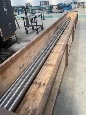 Downholeののための薄い壁のサッカー・ロッド ポンプは油井にコーティングの明白なカーボン バレルのロッド・ポンプをはさみ切る