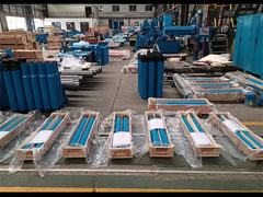 ドリル管のクロスオーバーの潜水艦